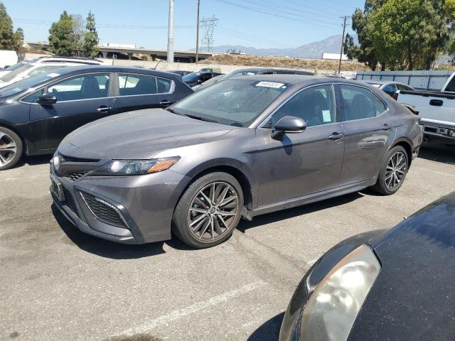 2022 Toyota Camry, SE