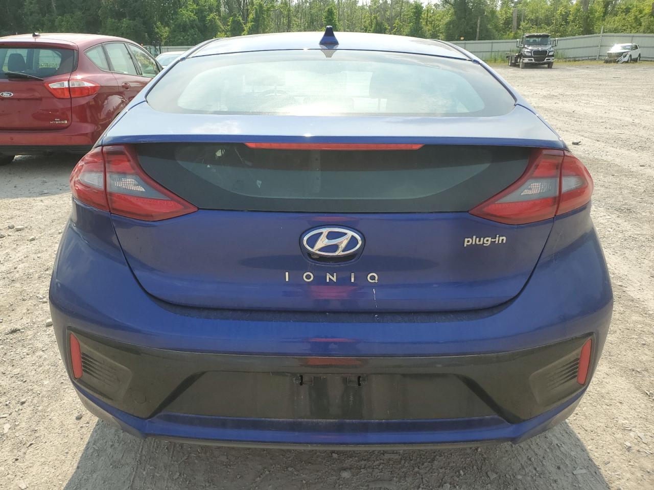 2019 Hyundai Ioniq vin: KMHC65LD9KU151479