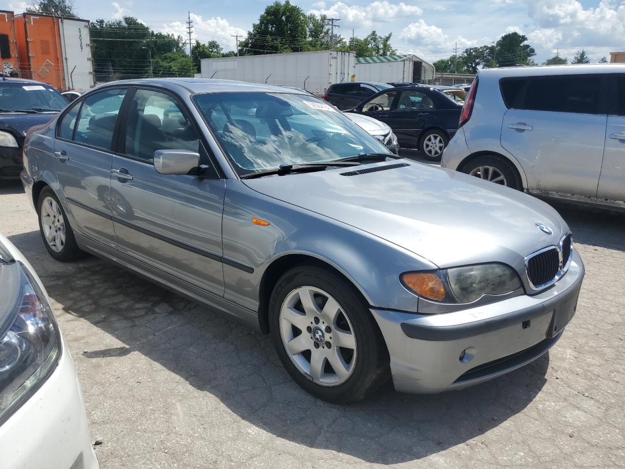 WBAET37463NJ37701 2003 BMW 325 I