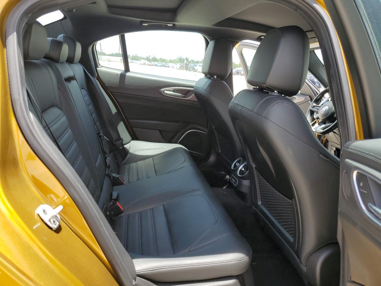 ZARFAMBN8N7660699 2022 Alfa Romeo Giulia Super