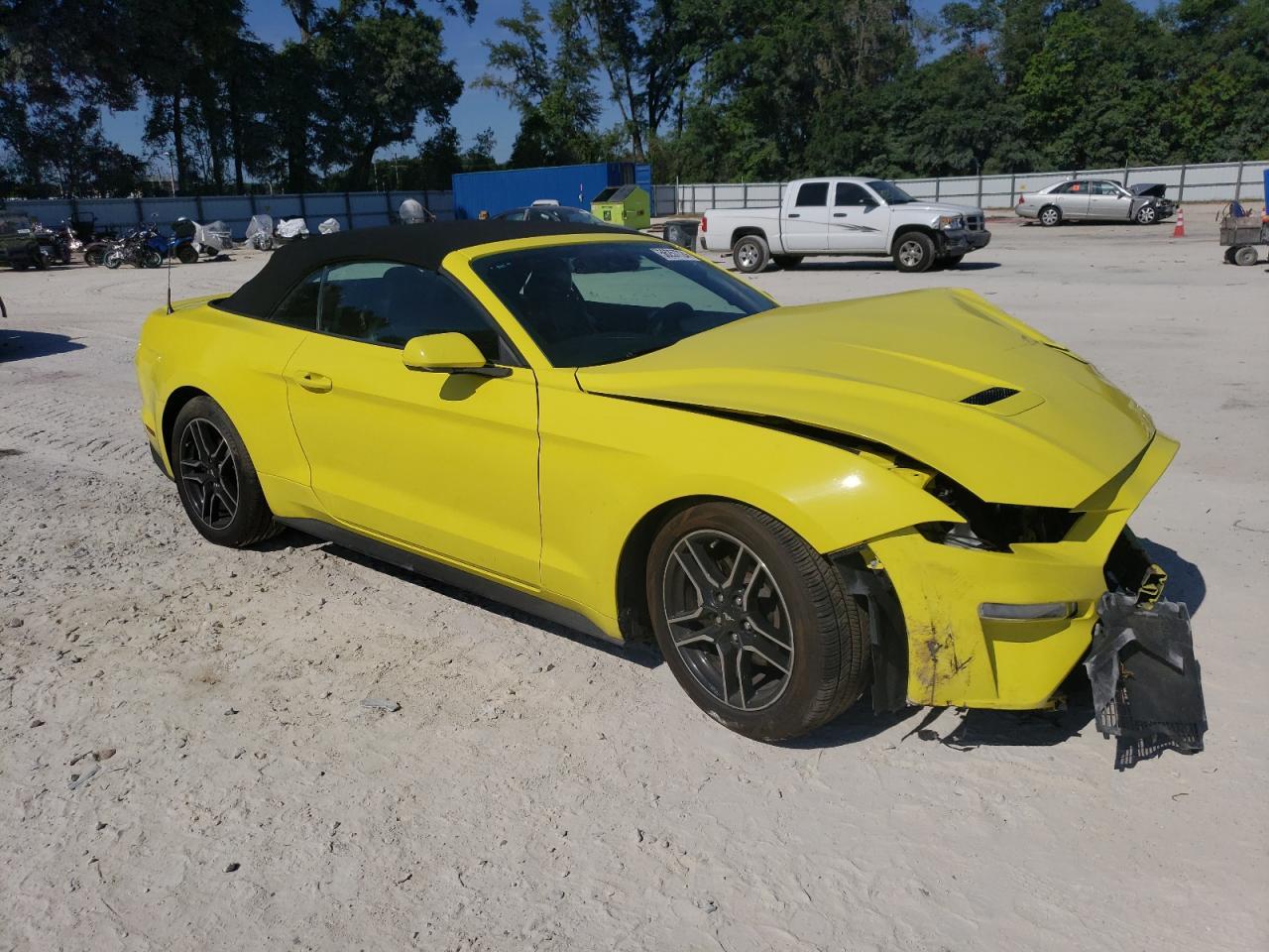 2021 Ford Mustang vin: 1FATP8UH0M5111900