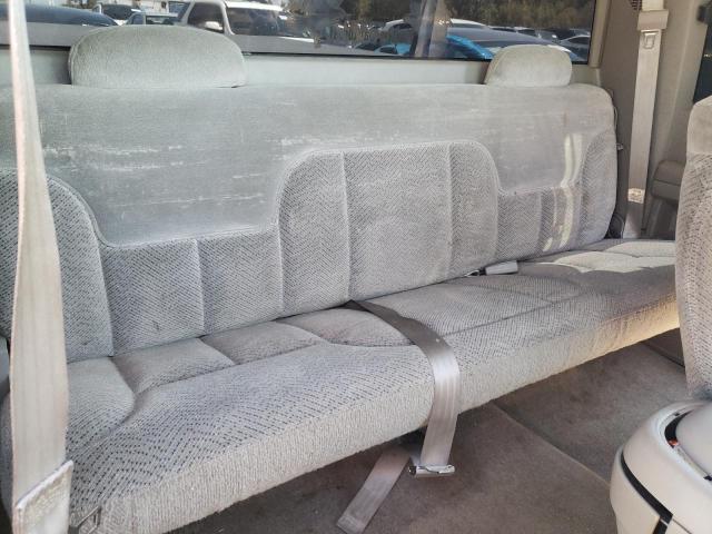 1998 Chevrolet Gmt-400 K1500 VIN: 2GCEK19R1W1178682 Lot: 60862834