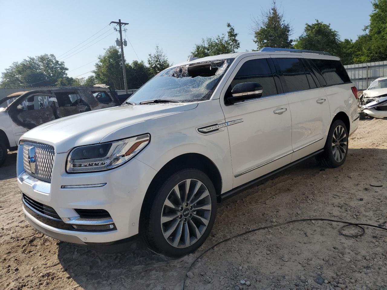 2019 Lincoln Navigator L Select vin: 5LMJJ3HT2KEL14023