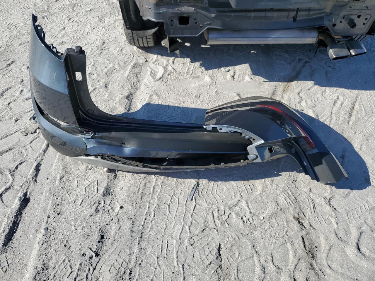 KM8J33A23HU359128 2017 Hyundai Tucson Limited