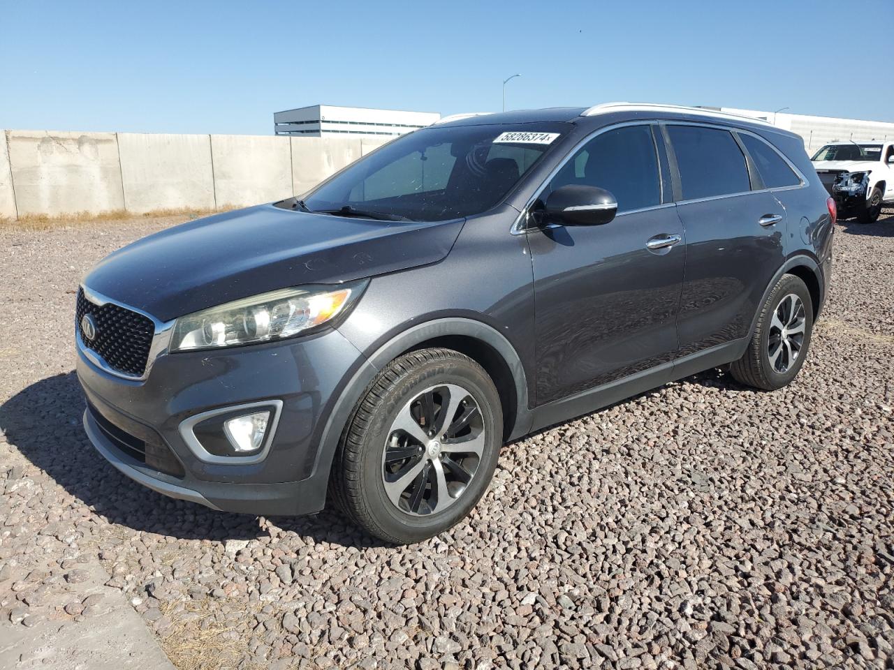  Salvage Kia Sorento