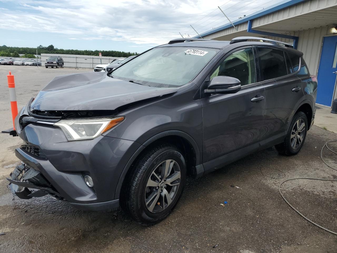 2018 Toyota Rav4 Adventure vin: JTMWFREV1JJ183230