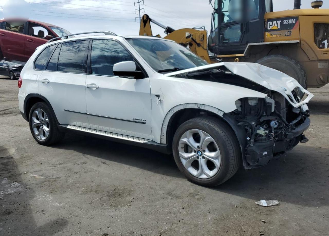 2013 BMW X5 xDrive35D vin: 5UXZW0C51D0B94719