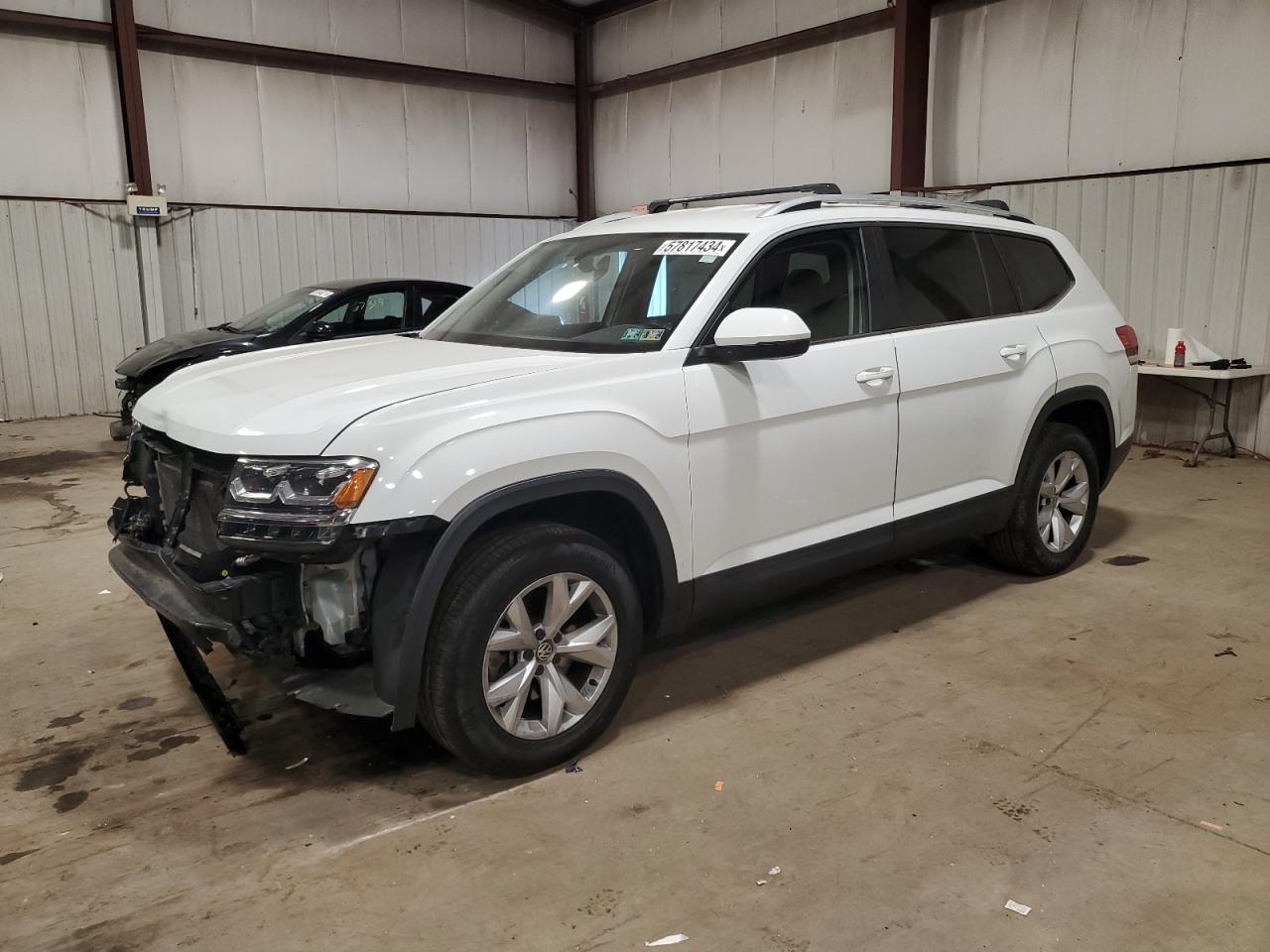 1V2KR2CAXJC589989 2018 Volkswagen Atlas Se