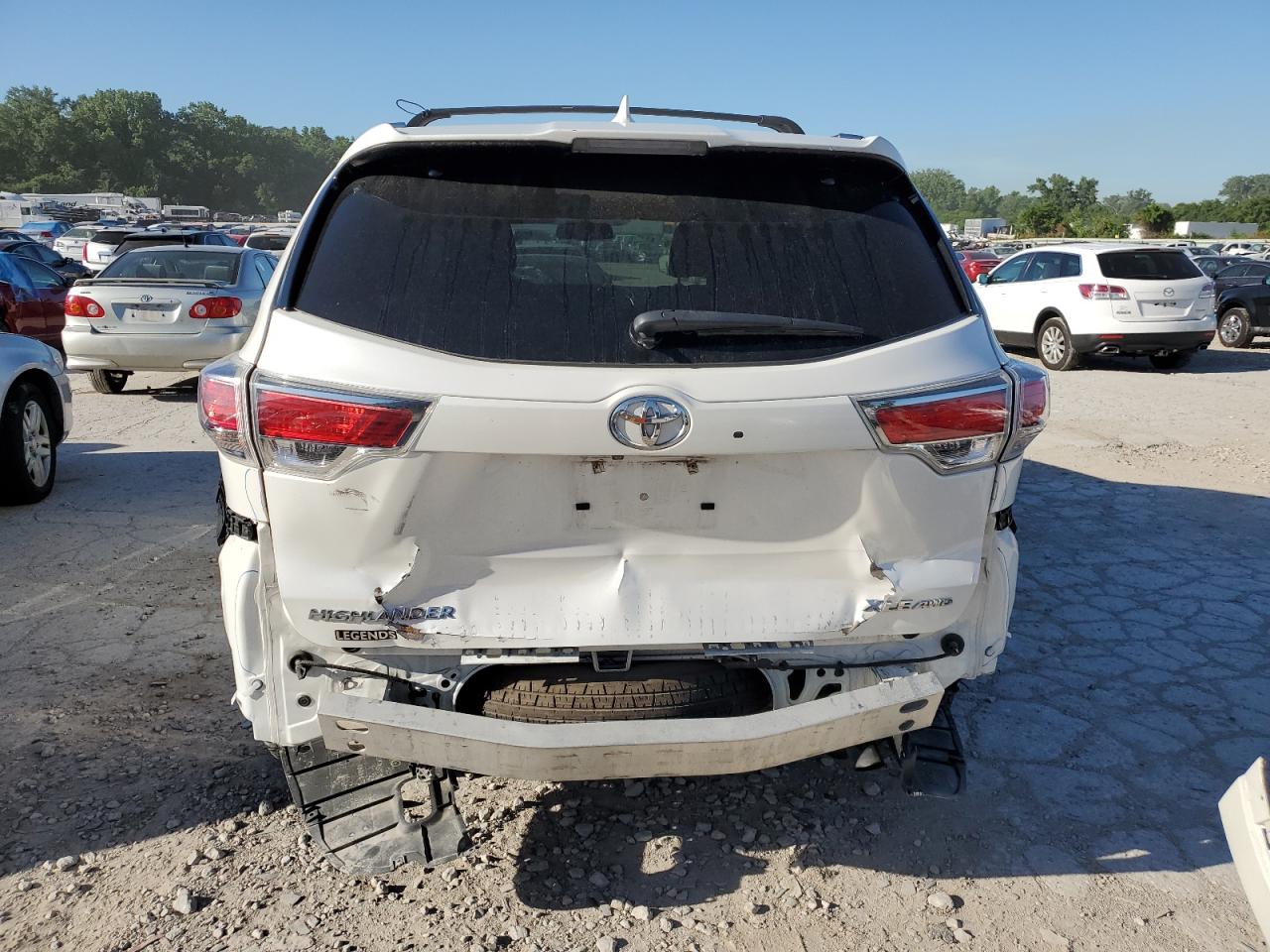 5TDJKRFH6FS201584 2015 Toyota Highlander Xle