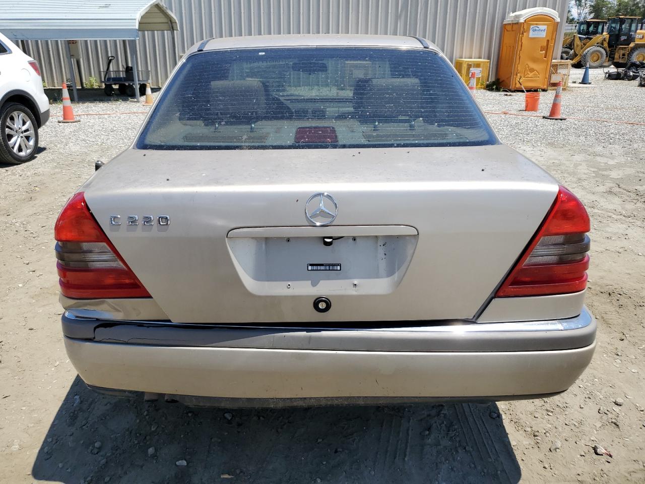 WDBHA22E9TF432638 1996 Mercedes-Benz C 220