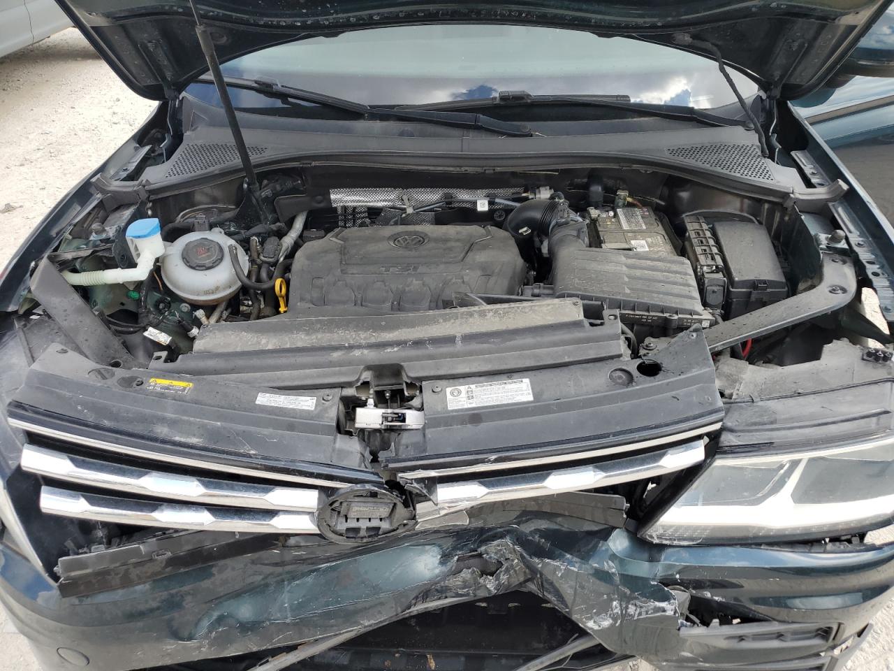 3VV3B7AX3KM162931 2019 Volkswagen Tiguan Se