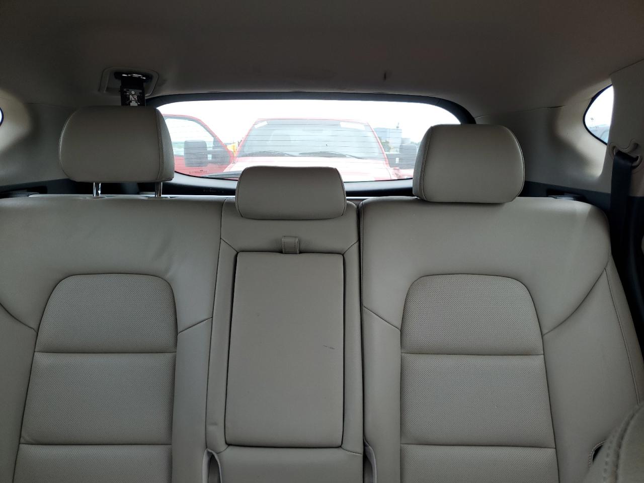 KM8J33A24GU156974 2016 Hyundai Tucson Limited