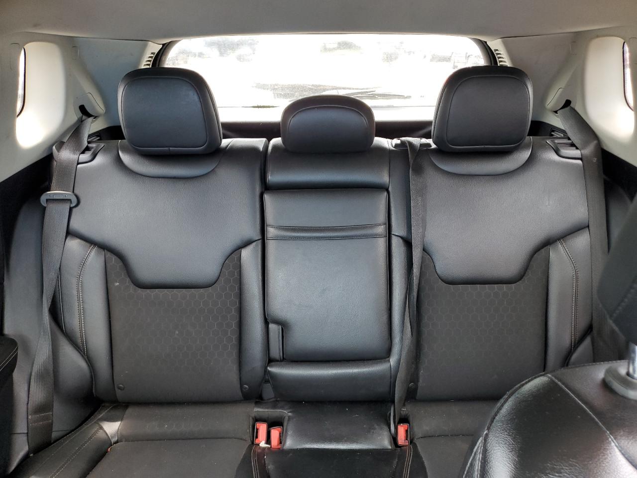 3C4NJCBB8JT182361 2018 Jeep Compass Latitude