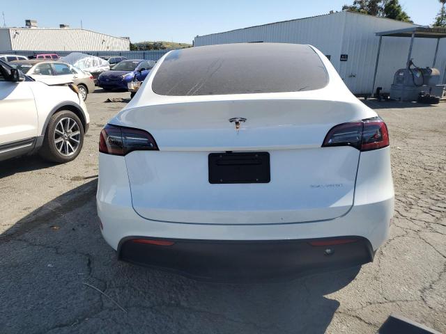 VIN 7SAYGAEE8RF048811 2024 Tesla MODEL Y no.6