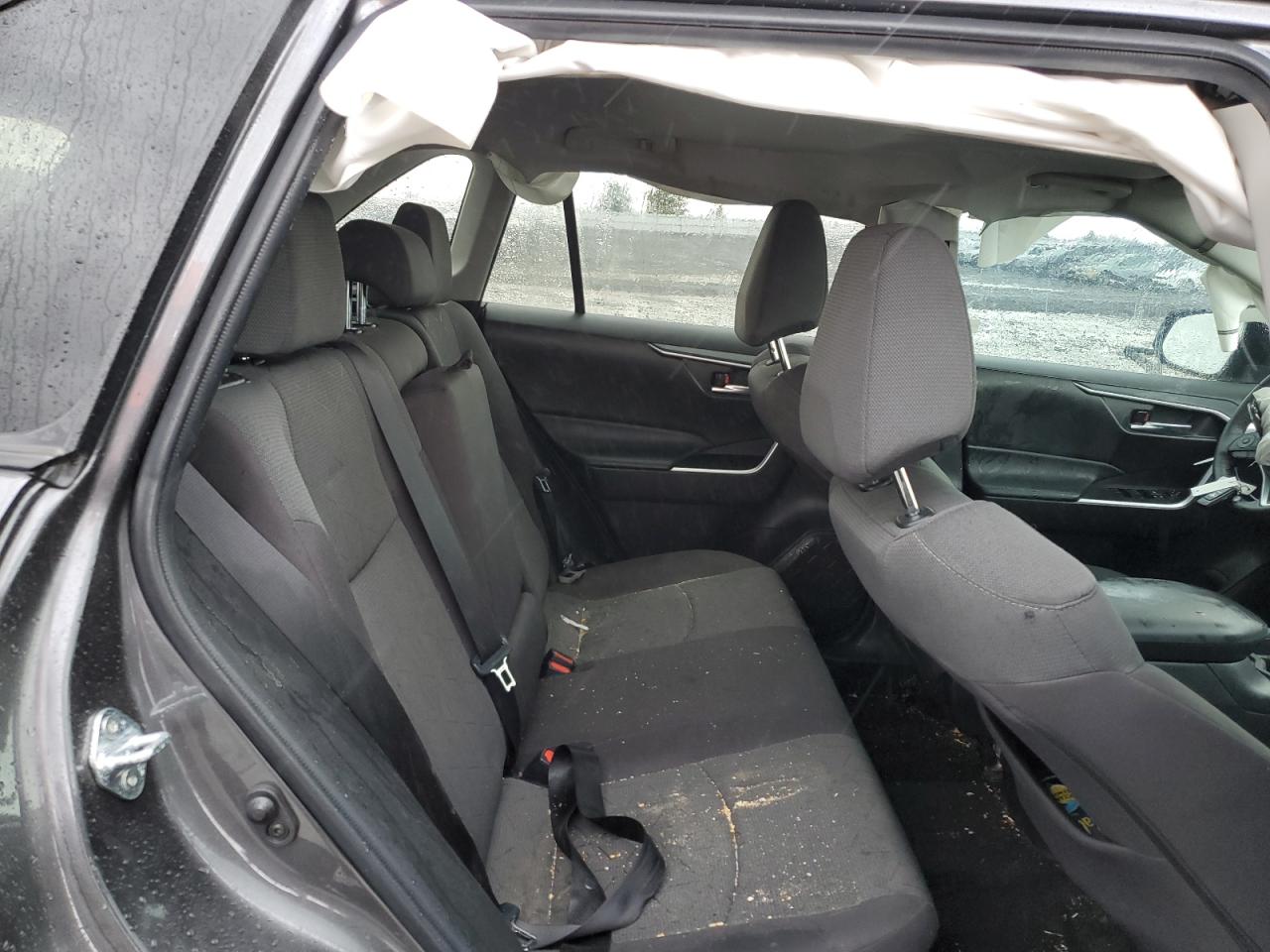 4T3RWRFV0MU049682 2021 Toyota Rav4 Xle