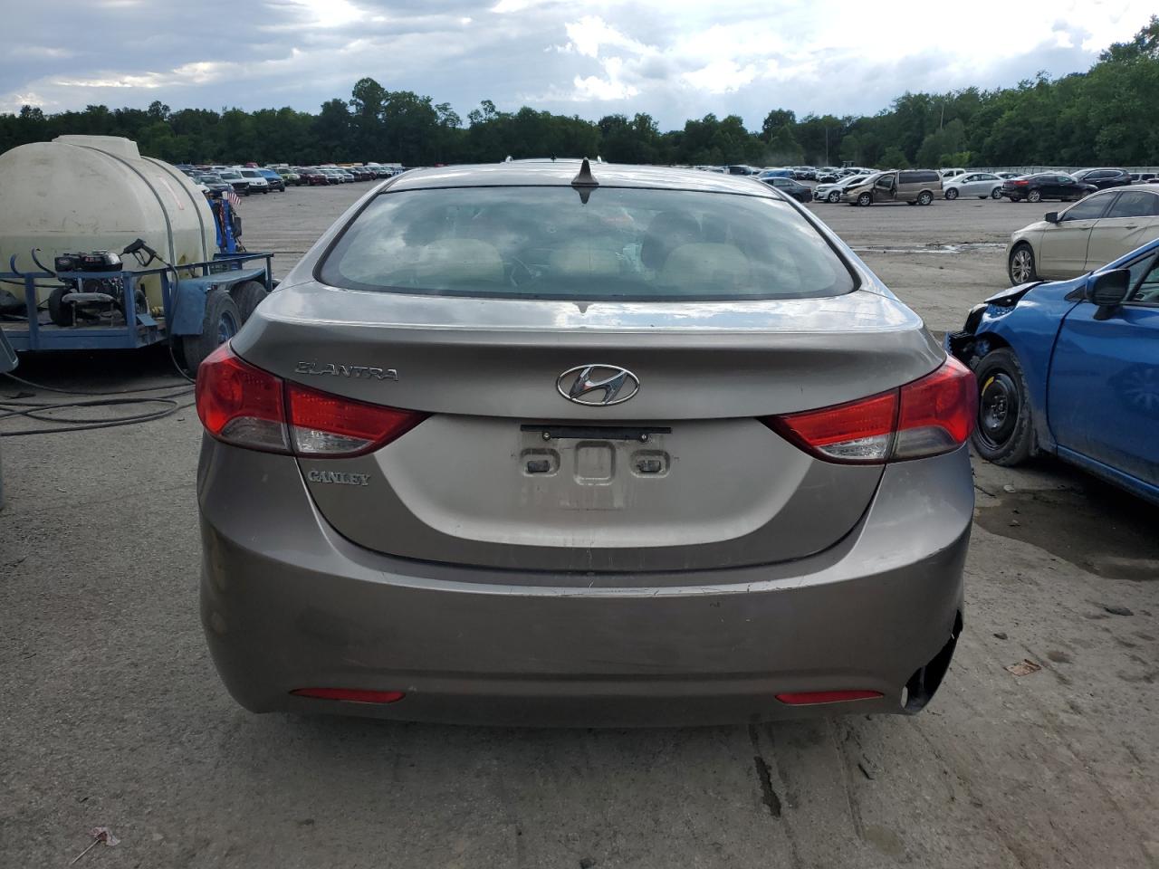 2012 Hyundai Elantra Gls vin: 5NPDH4AE9CH084435