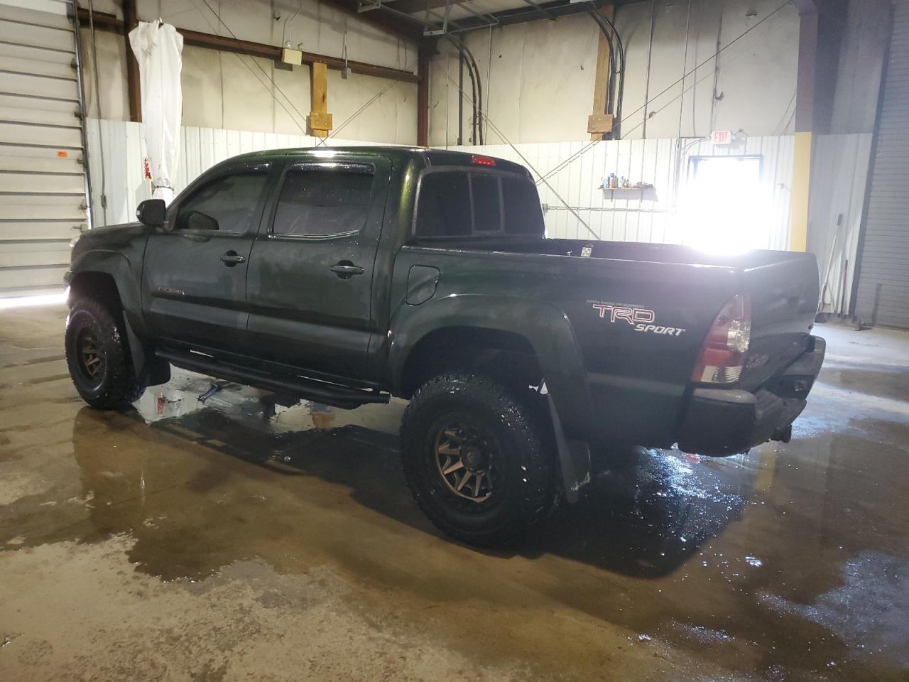 2013 Toyota Tacoma Double Cab vin: 3TMLU4EN4DM128015