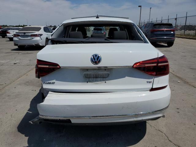 1VWAT7A39HC054949 2017 Volkswagen Passat S