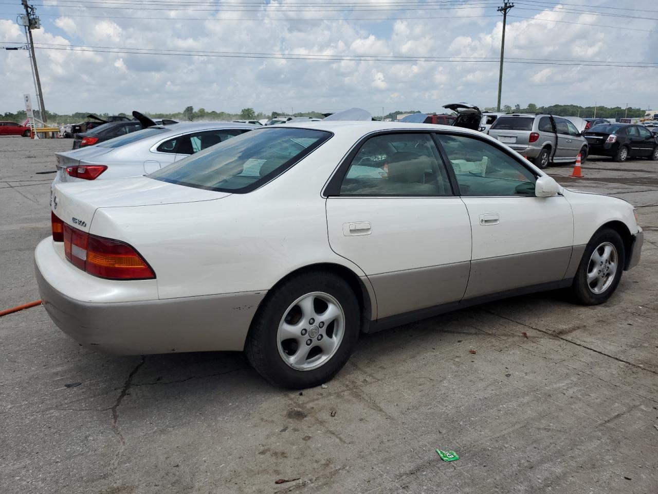 JT8BF28G7W0131972 1998 Lexus Es 300