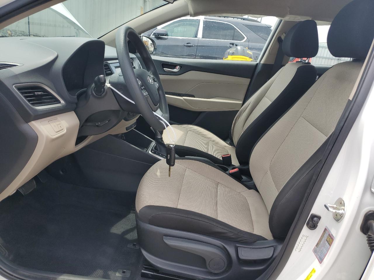 3KPC24A68ME133880 2021 Hyundai Accent Se