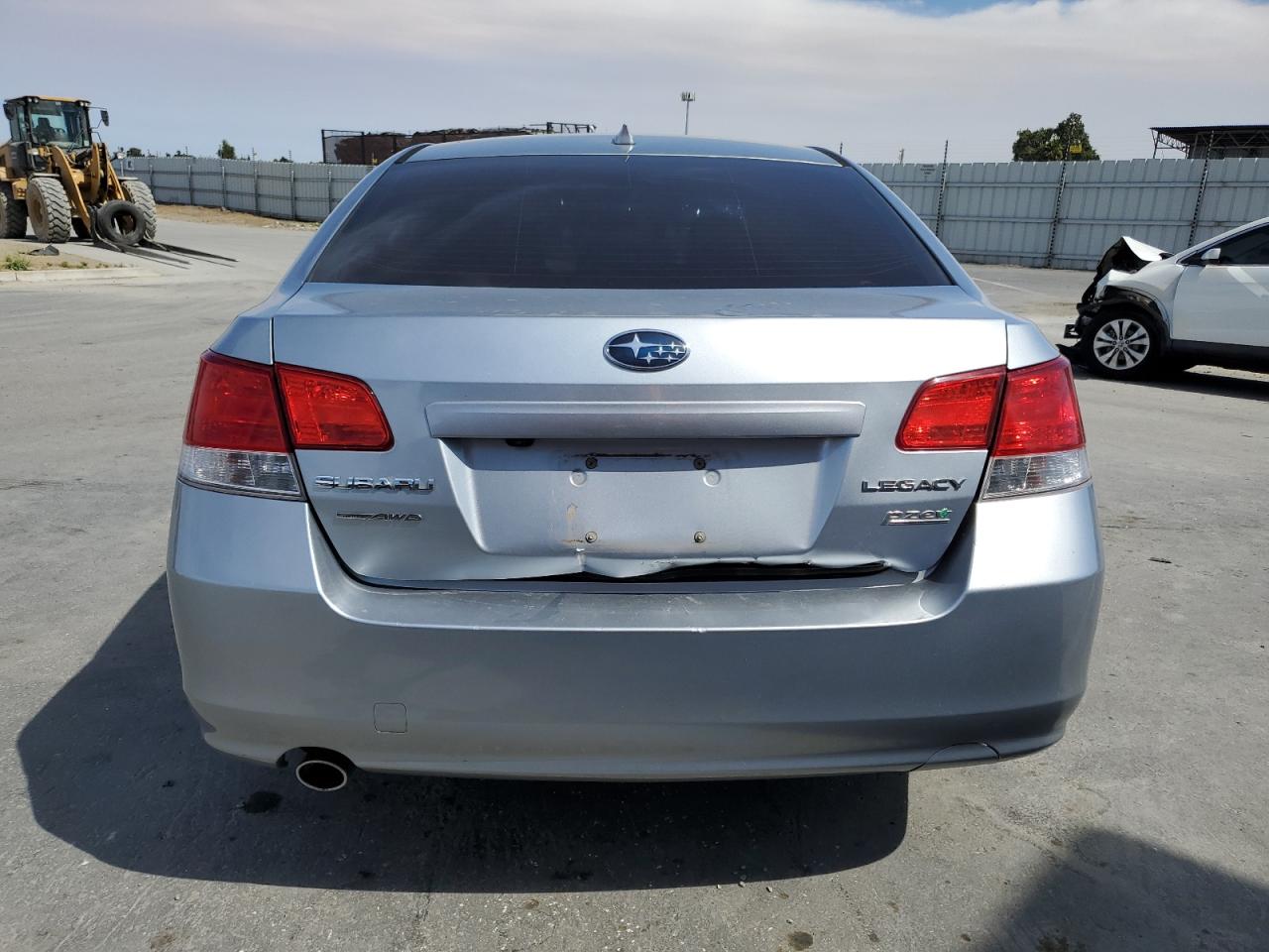 4S3BMBL65E3037415 2014 Subaru Legacy 2.5I Limited