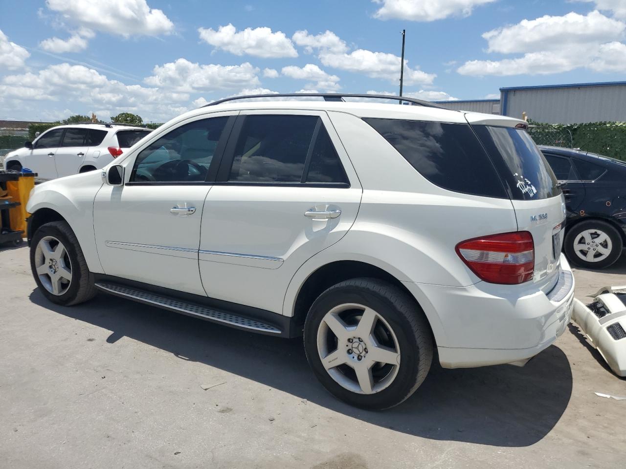 4JGBB72E98A356081 2008 Mercedes-Benz Ml 550