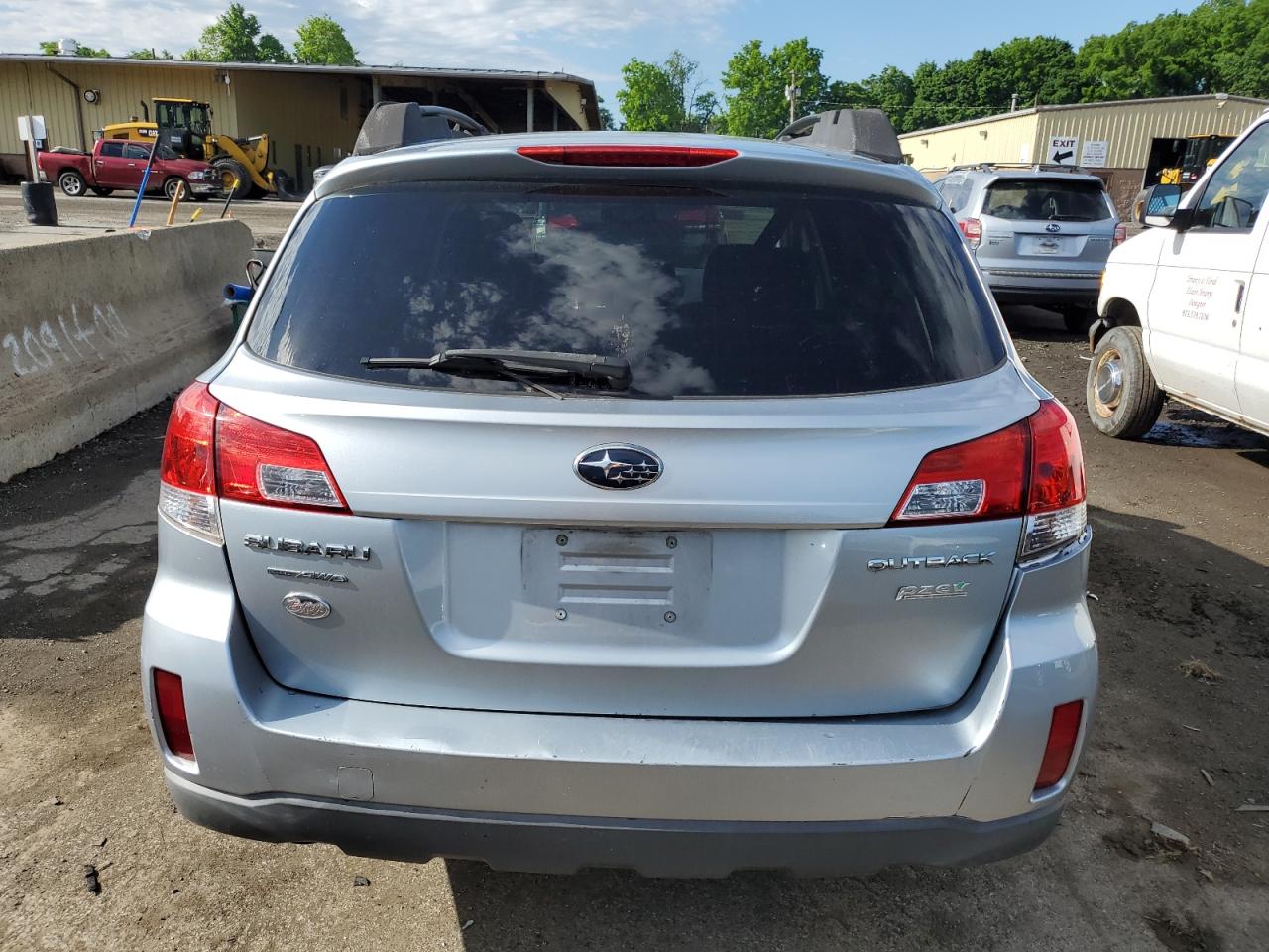 4S4BRBCC3D3261090 2013 Subaru Outback 2.5I Premium