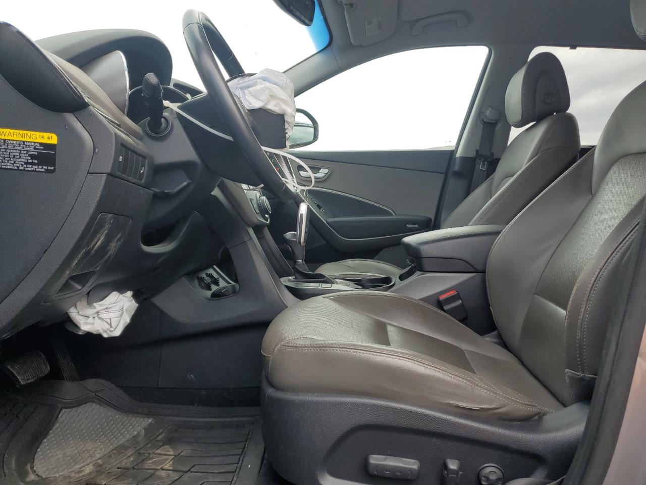 KM8SN4HFXGU135902 2016 Hyundai Santa Fe Se