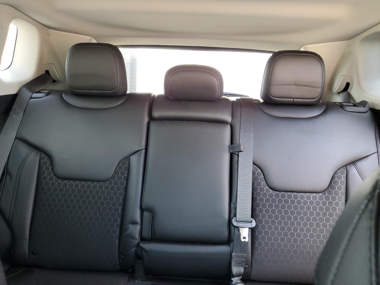 3C4NJCBBXMT556084 2021 Jeep Compass Latitude