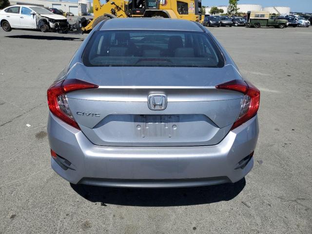 2HGFC2F5XJH557285 2018 Honda Civic Lx