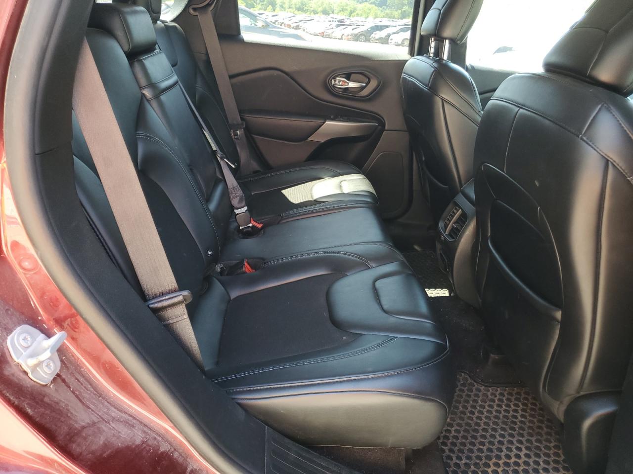 1C4PJMLB1KD167253 2019 Jeep Cherokee Latitude Plus