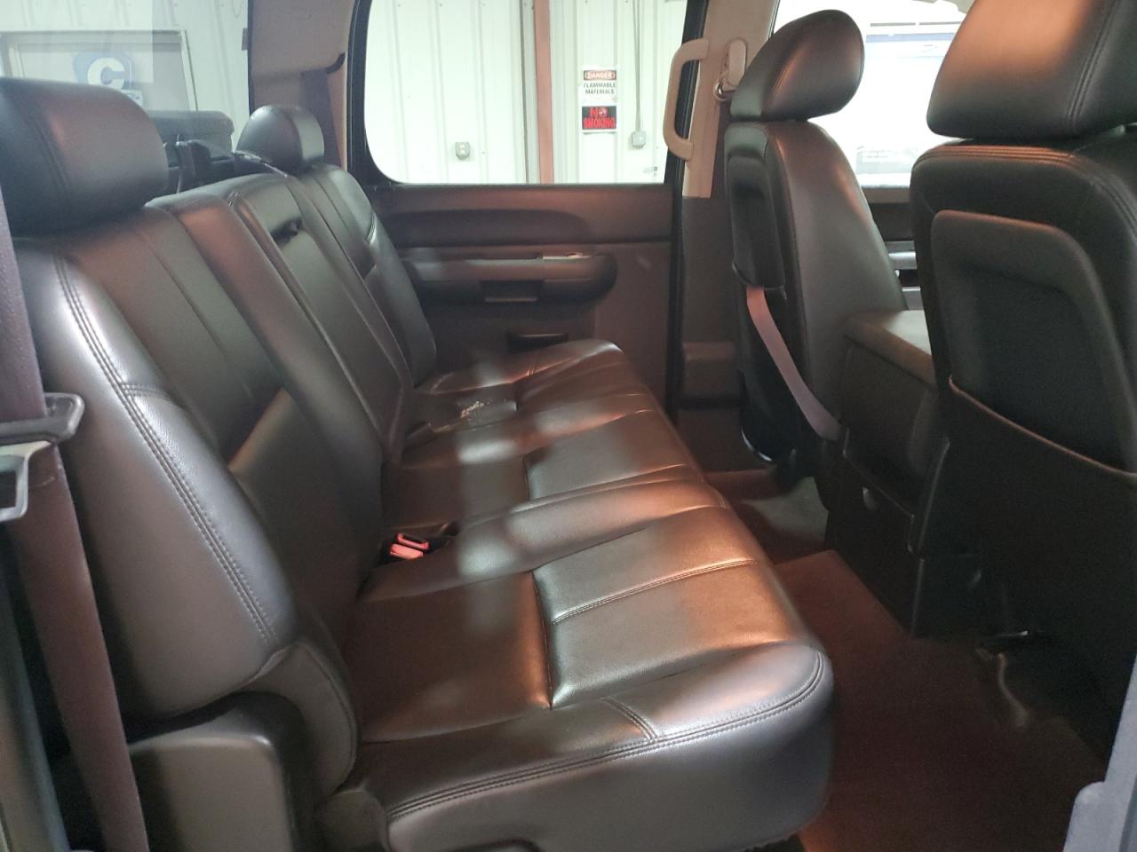 3GCPKSE34BG252727 2011 Chevrolet Silverado K1500 Lt