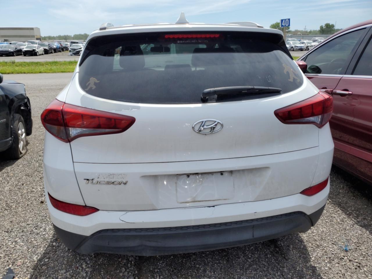 2018 Hyundai Tucson Sel vin: KM8J33A41JU656079