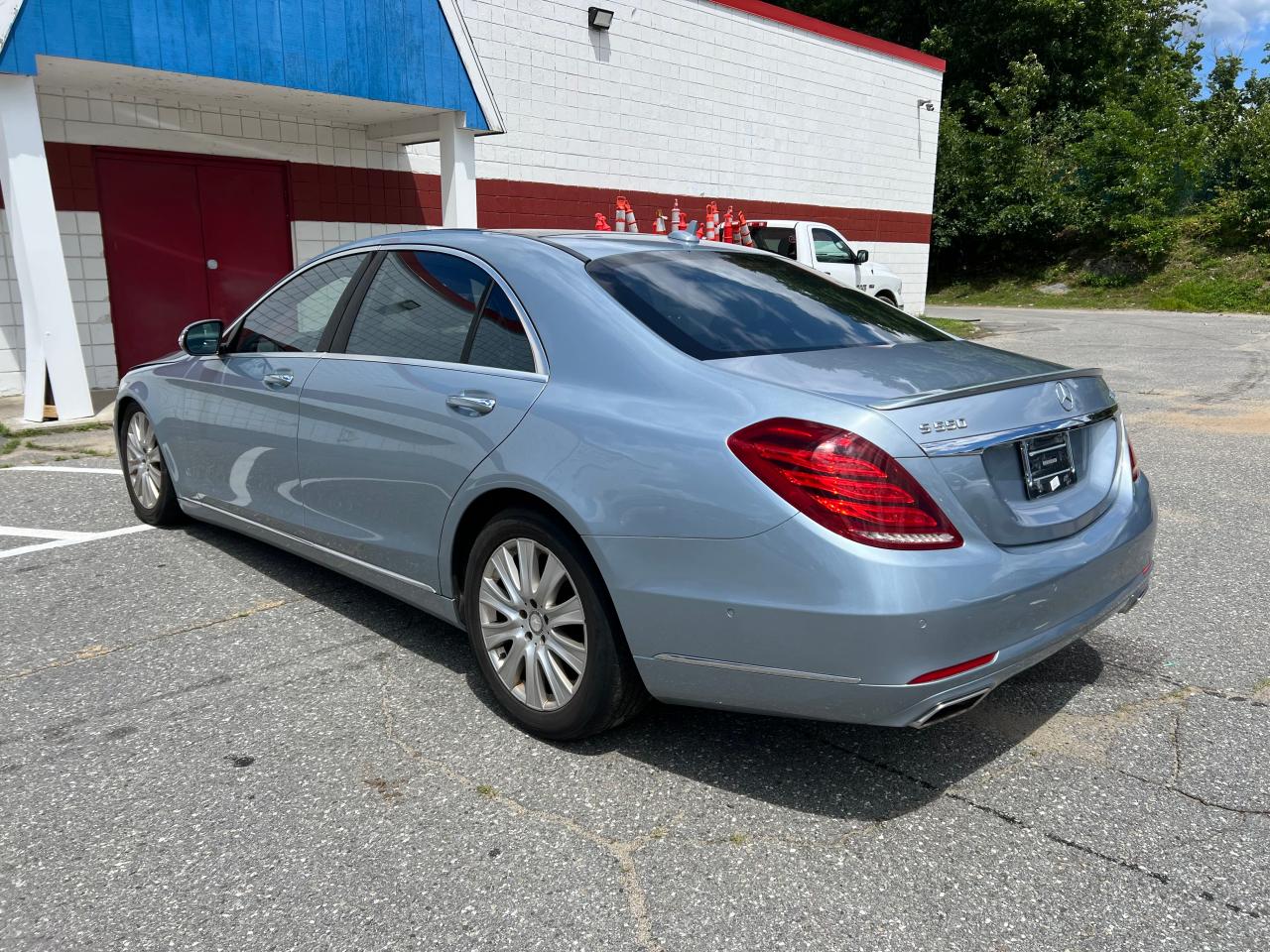 2014 Mercedes-Benz S 550 4Matic vin: WDDUG8FB3EA034929