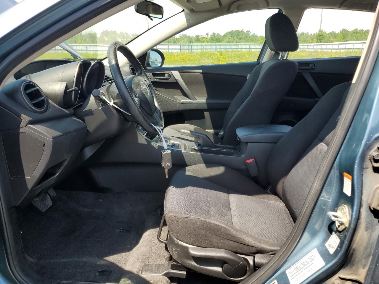 JM1BL1HF5A1315063 2010 Mazda 3 I