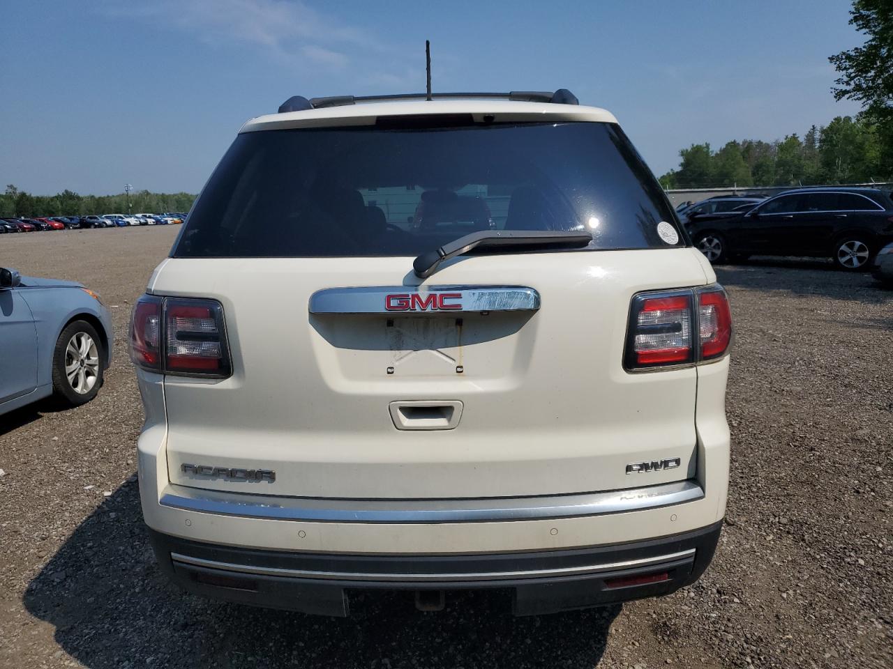 1GKKVNED3FJ324120 2015 GMC Acadia Sle