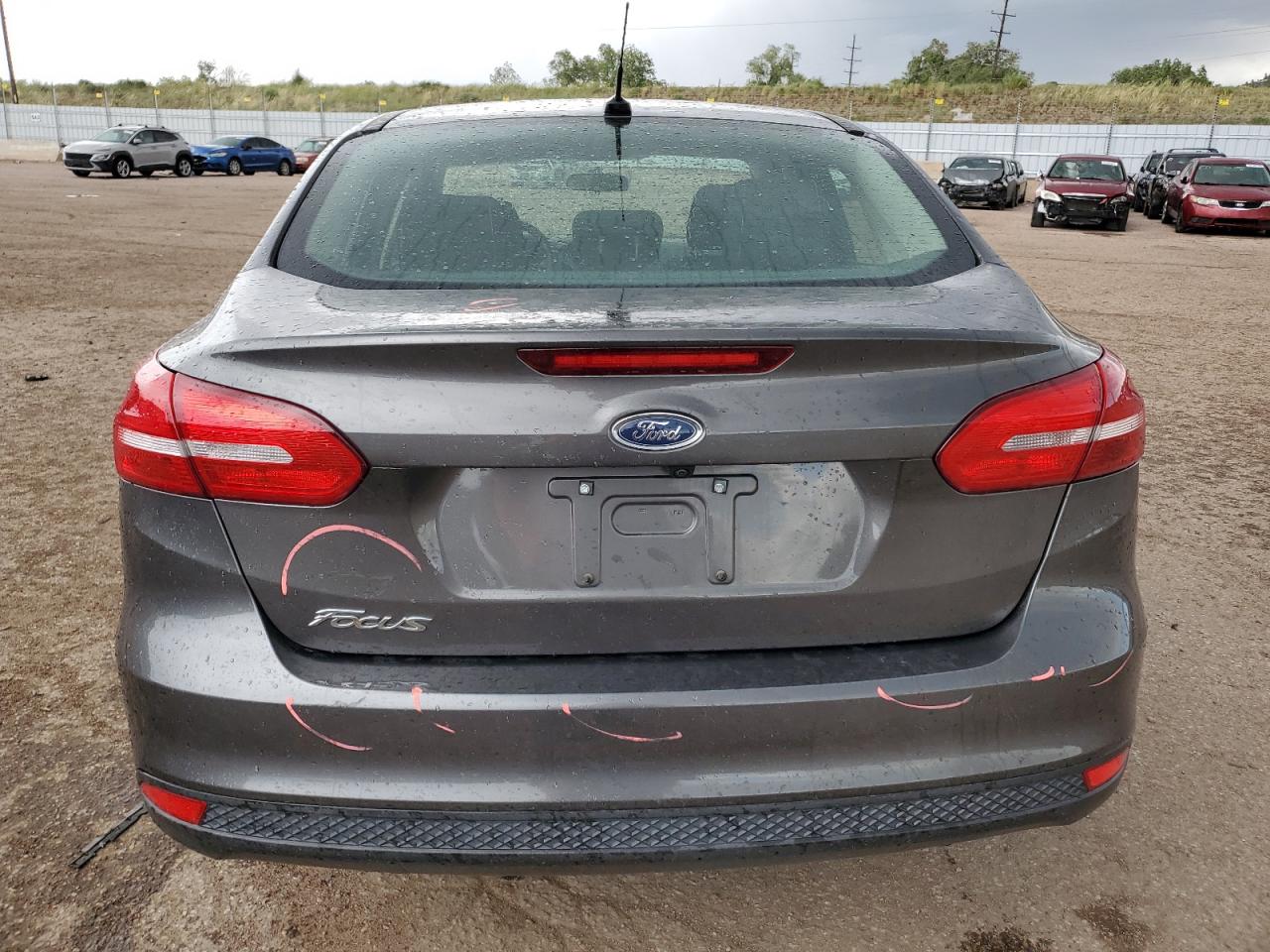 1FADP3E2XJL244513 2018 Ford Focus S