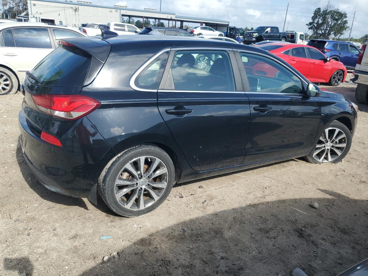 KMHH35LE3KU114161 2019 Hyundai Elantra Gt