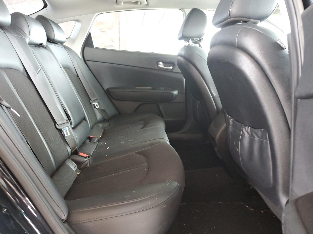 5XXGT4L37JG246417 2018 Kia Optima Lx