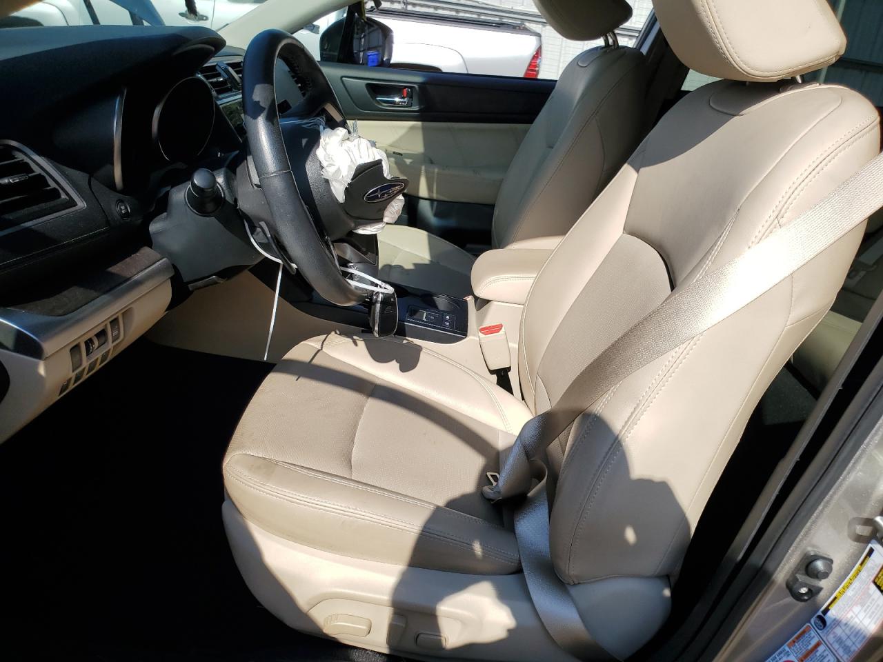 4S4BSENC6J3217681 2018 Subaru Outback 3.6R Limited