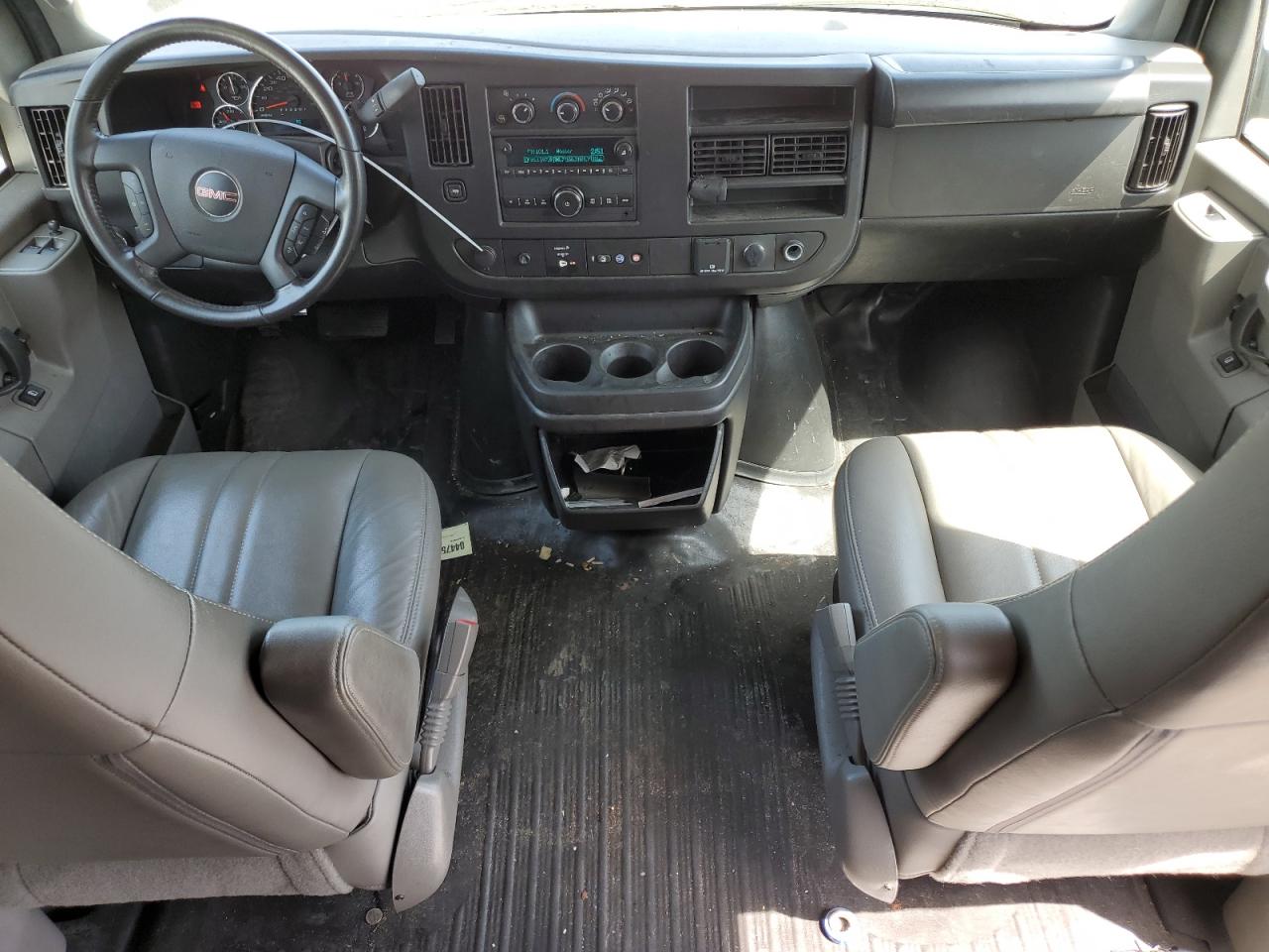 1GTW7AFP2N1236540 2022 GMC Savana G2500