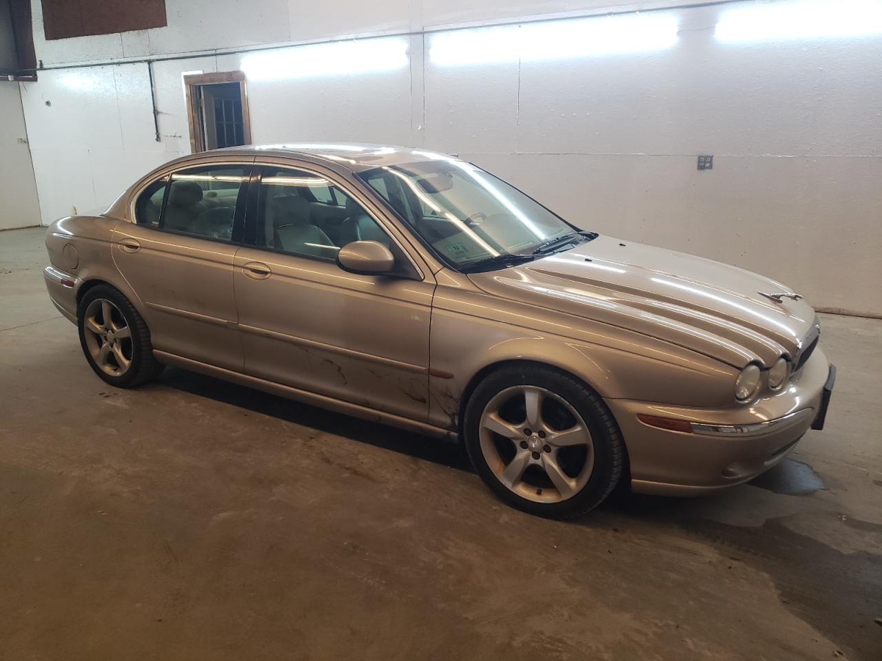 SAJEA51D93XD16532 2003 Jaguar X-Type 2.5