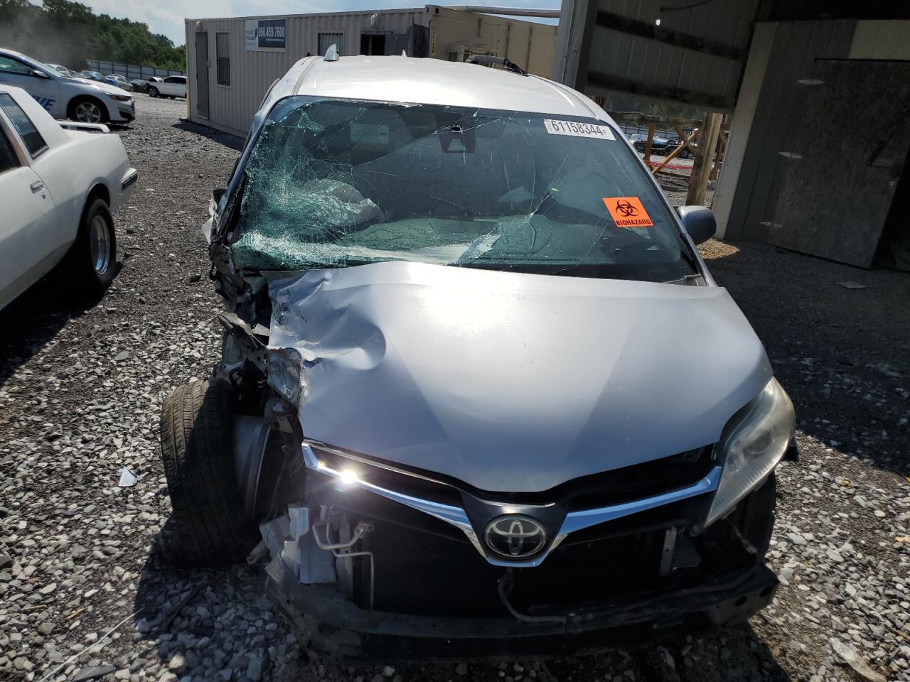 Lot #2819029278 2018 TOYOTA SIENNA LE