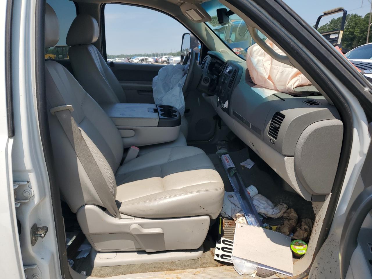 1GT120CG8BF263053 2011 GMC Sierra K2500 Sle