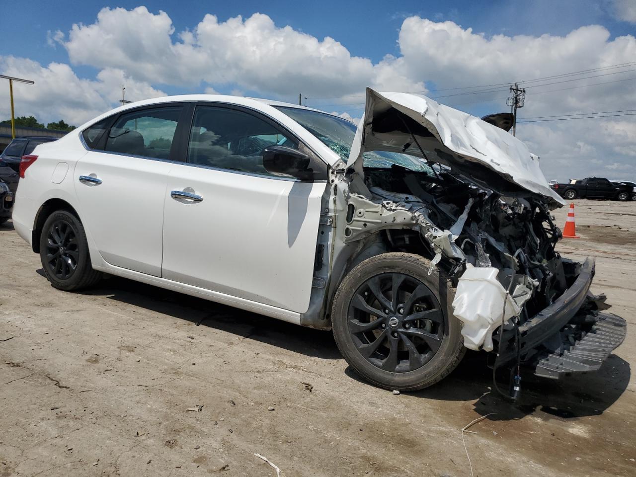 2018 Nissan Sentra S vin: 3N1AB7AP6JY327953