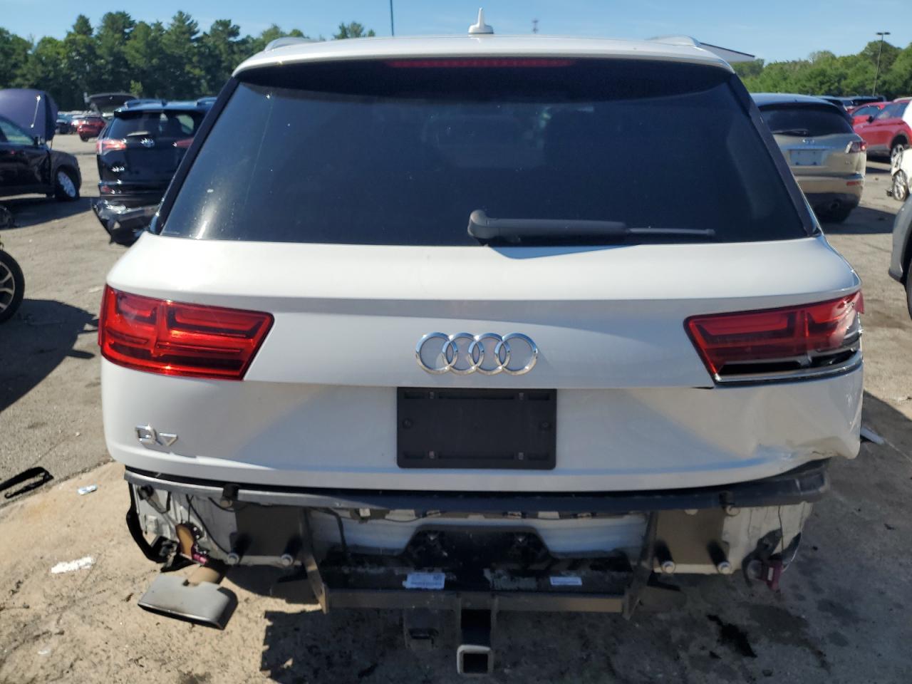 WA1LAAF78KD000449 2019 Audi Q7 Premium Plus