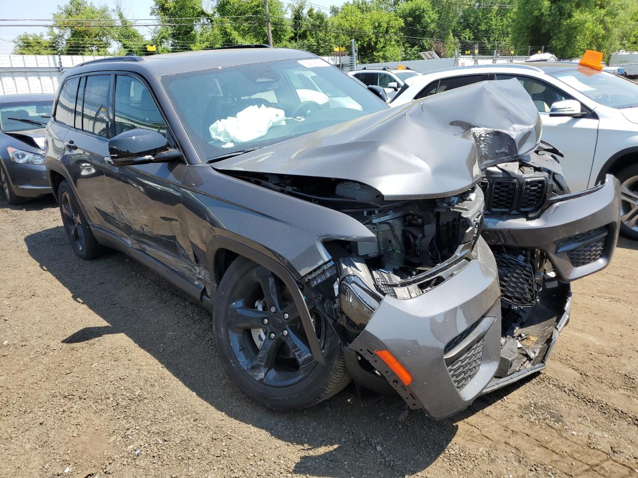 1C4RJHAG3P8882971 2023 Jeep Grand Cherokee Laredo 1C4RJHAG3P8882971 2023 Jeep Grand Cherokee Laredo