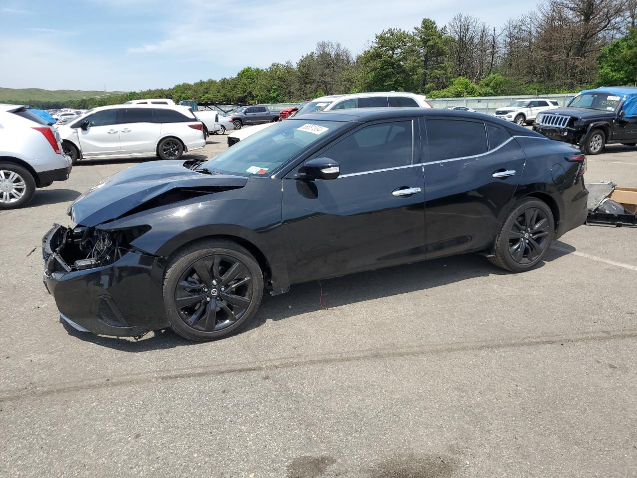  Salvage Nissan Maxima