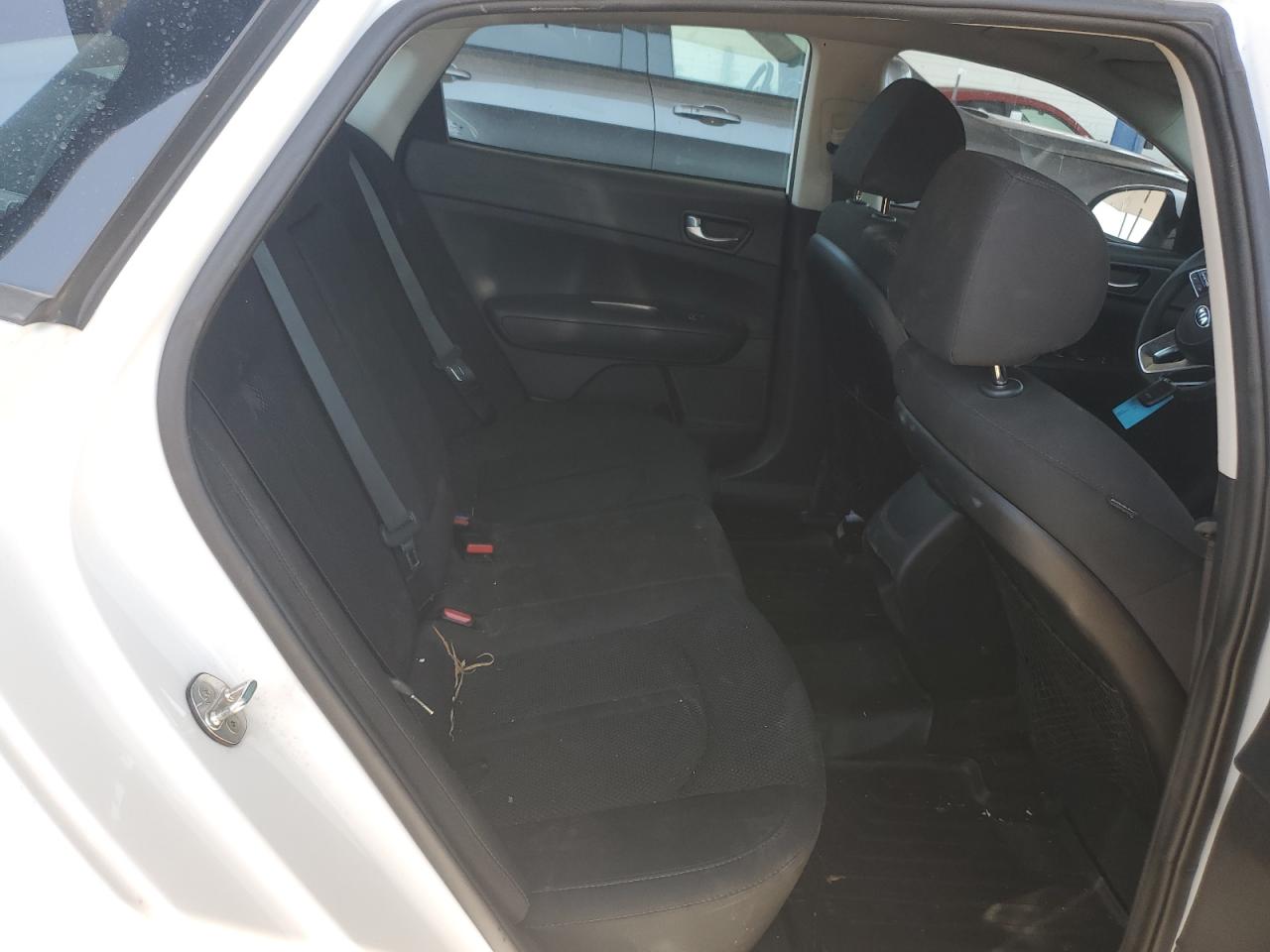 5XXGT4L30LG422811 2020 Kia Optima Lx