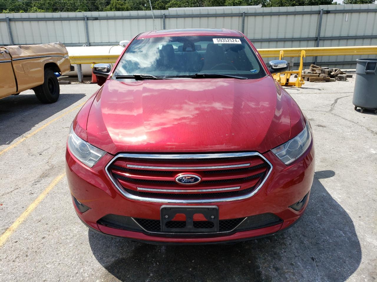 Lot #2628909249 2013 FORD TAURUS LIM